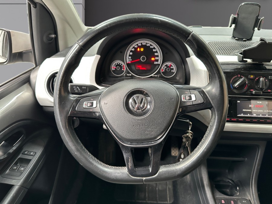 VOLKSWAGEN d'occasion UP 2.0 1.0 65 UNITED de 2017 Lorient (56)﻿