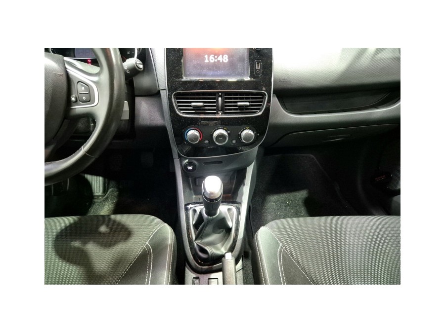 RENAULT d'occasion CLIO TCE 90 TREND de 2017 Lyon Ouest (69)﻿