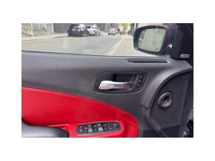 DODGE d'occasion CHARGER 1.8 VVT S de 2015 Montreuil (93)﻿