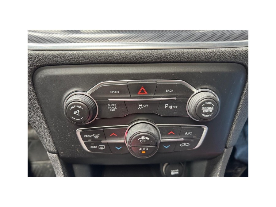DODGE d'occasion CHARGER 1.8 VVT S de 2015 Montreuil (93)﻿