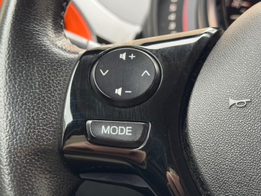 Peugeot 108 vti 72ch bmp5 roland garros top! toit ouvrant/garantie 12 mois occasion paris 17ème (75)(porte maillot)...