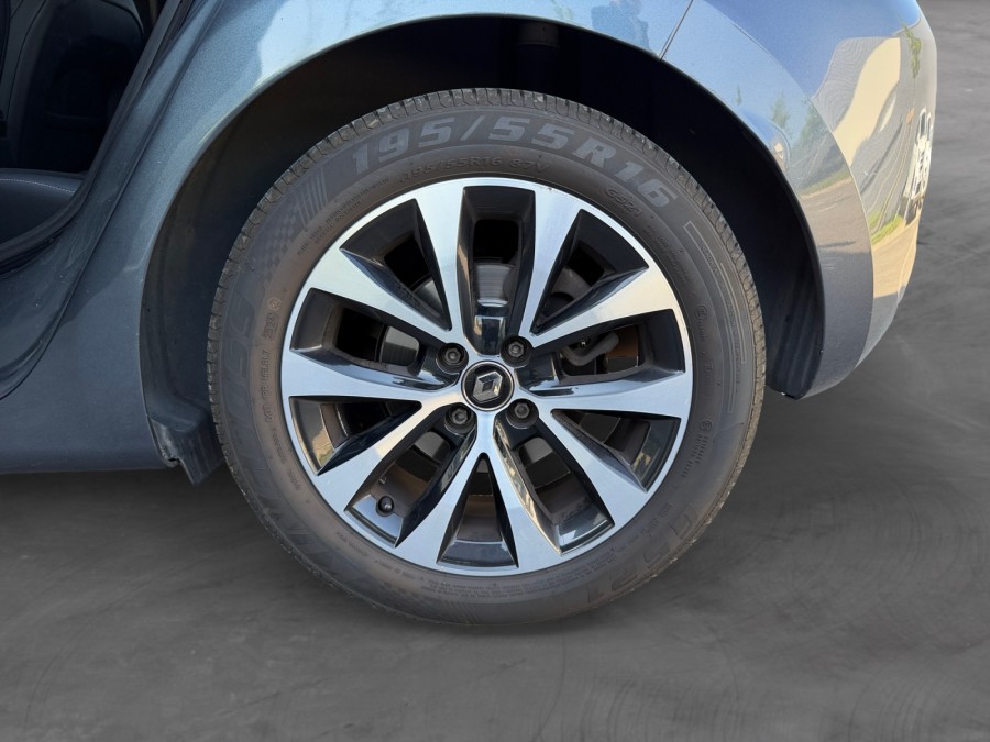 RENAULT d'occasion CLIO 1.0 TCE 100 INTENS de 2019 Lyon Nord (69)﻿