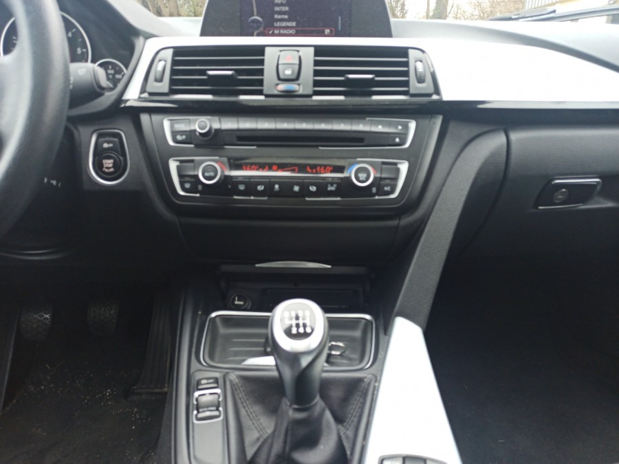 BMW d'occasion SERIE TOURING 318D XD 143 BUSINESS de 2013 Brest (29)﻿