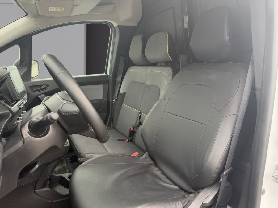 RENAULT d'occasion KANGOO VAN L1 SESAME 1.5 DCI 95 ADVANCE de 2024