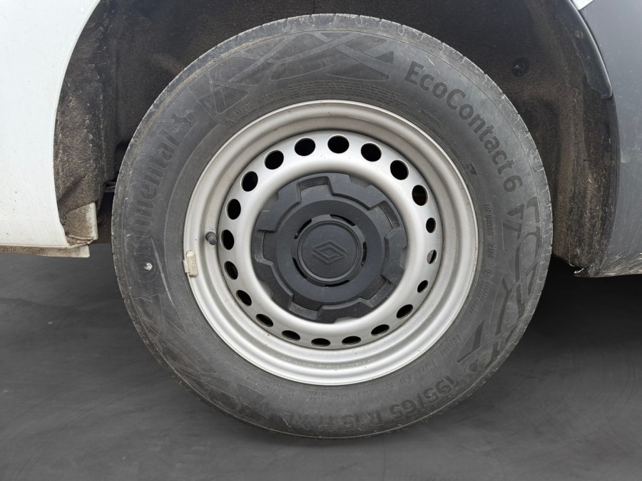 RENAULT d'occasion KANGOO VAN L1 SESAME 1.5 DCI 95 ADVANCE de 2024