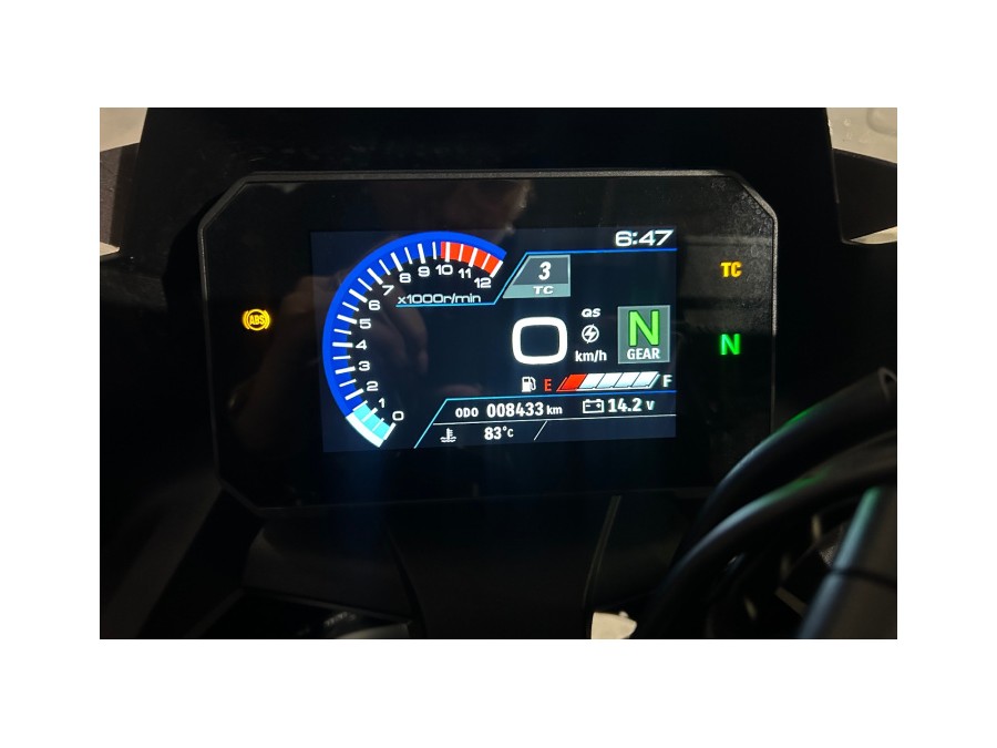 SUZUKI d'occasion GSX-8R GSX800 de 2024 Beauvais (60)﻿