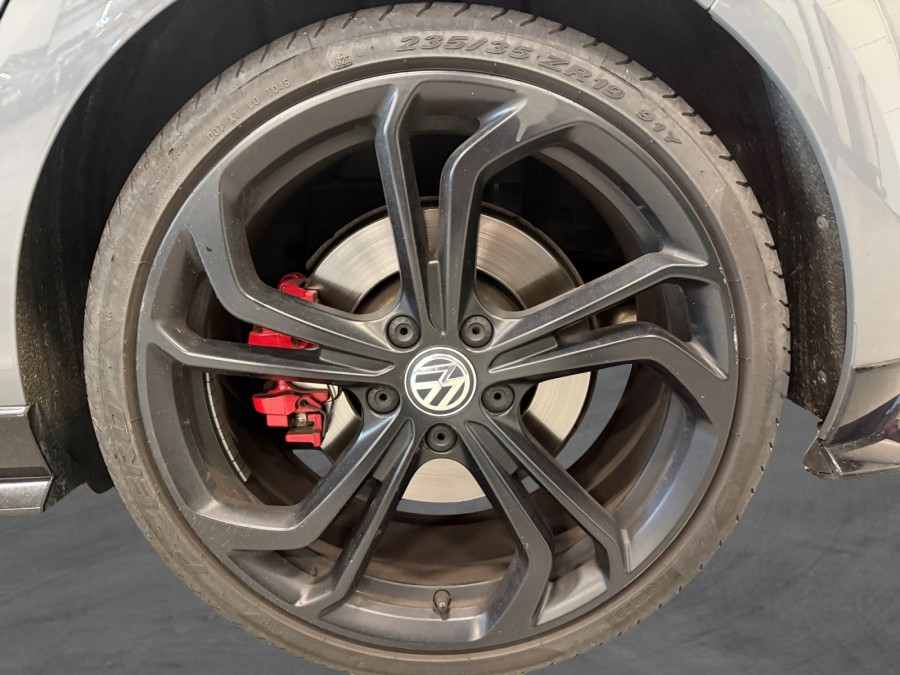VOLKSWAGEN d'occasion GOLF 2.0 TSI 290 GTI TCR de 2019 Andrezieux