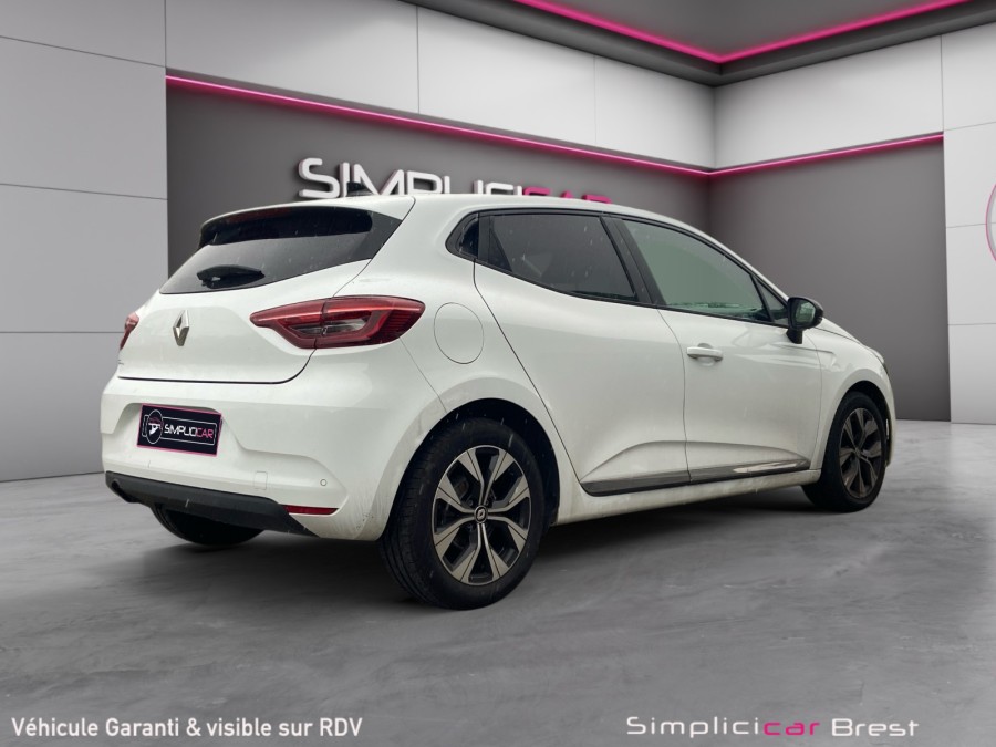 RENAULT d'occasion CLIO 1.5 BLUE DCI 100 de 2023 Brest (29)﻿
