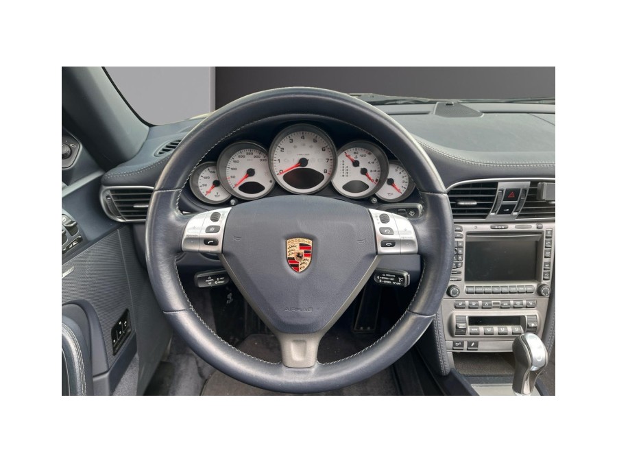 PORSCHE d'occasion 911 CARRERA 4 de 2006 La Ciotat (13)﻿