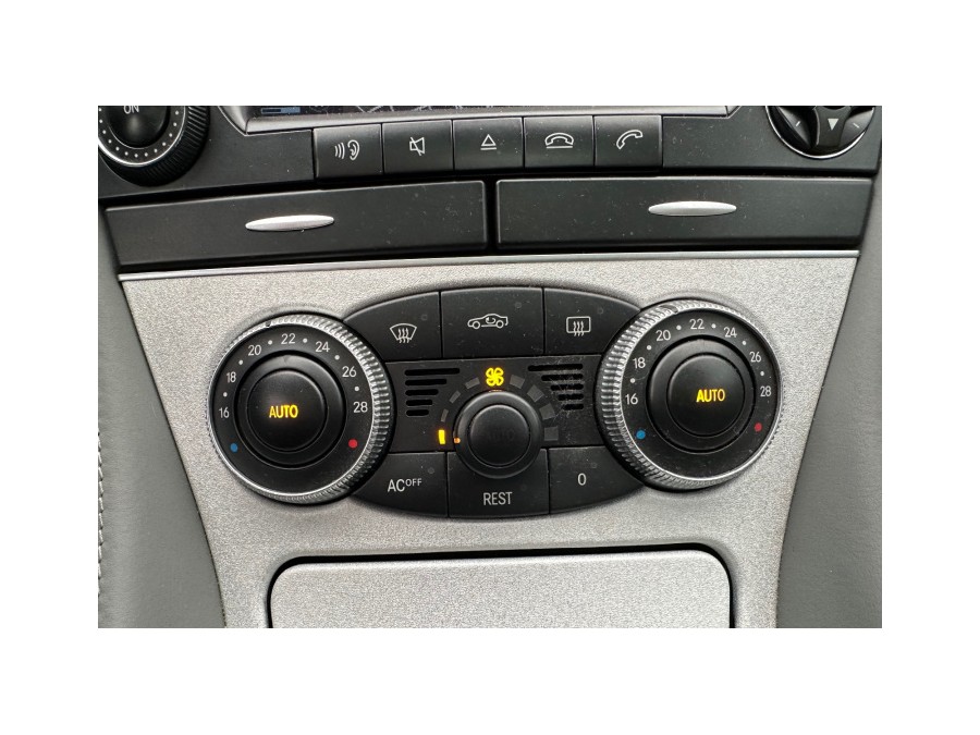 MERCEDES d'occasion CLASSE SL SL 65 AMG ROADSTER de 2005 Paris 15