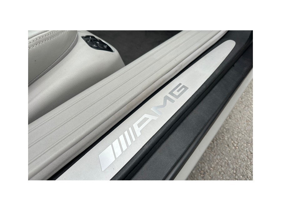 MERCEDES d'occasion CLASSE SL SL 65 AMG ROADSTER de 2005 Paris 15