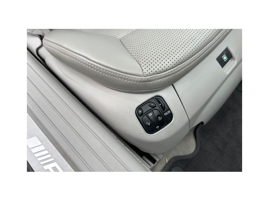 MERCEDES d'occasion CLASSE SL SL 65 AMG ROADSTER de 2005 Paris 15
