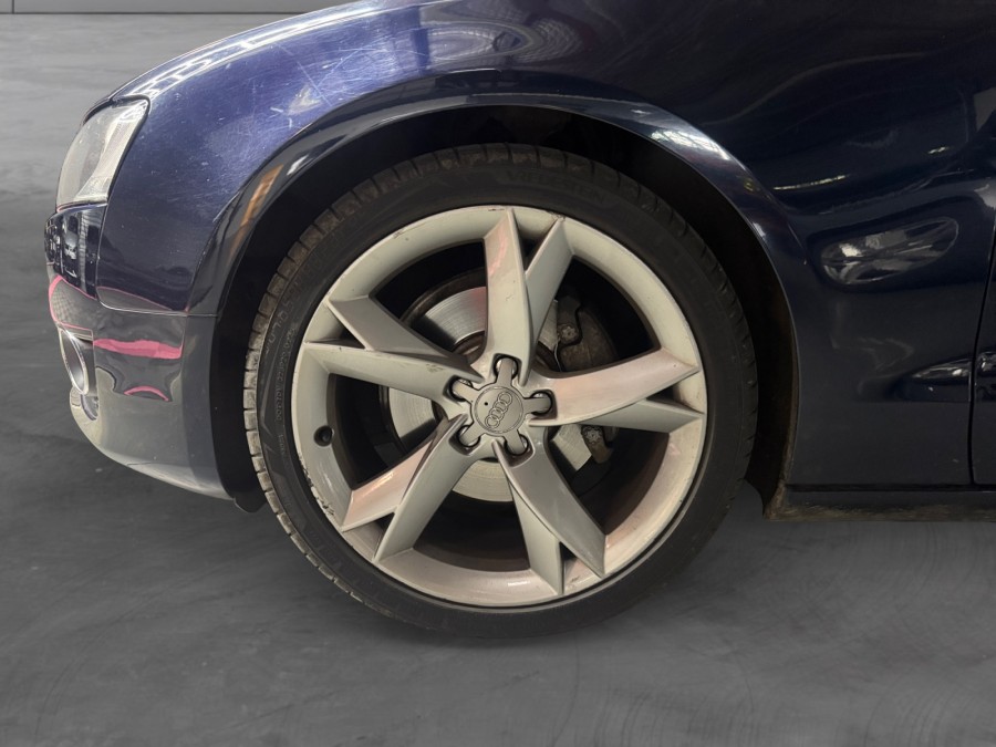 AUDI d'occasion A5 3.0 V6 TDI AMBIENTE QUATTRO TIPTRONIC de 2009 Pau