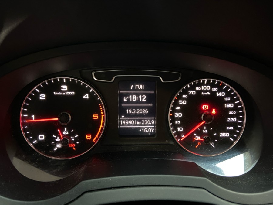 AUDI d'occasion Q3 2.0 TDI 140 ch de 2014 Brest (29)﻿