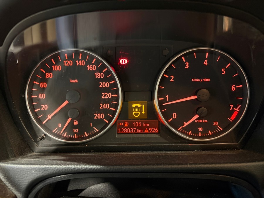 BMW d'occasion SERIE 3 325I CONFORT de 2006 Fontainebleau (77)﻿