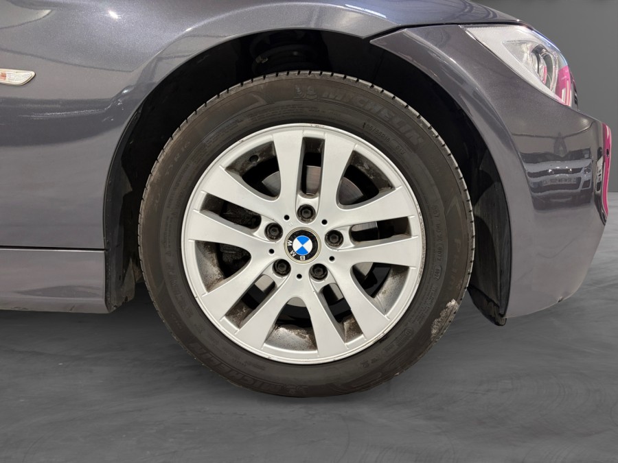 BMW d'occasion SERIE 3 325I CONFORT de 2006 Fontainebleau (77)﻿