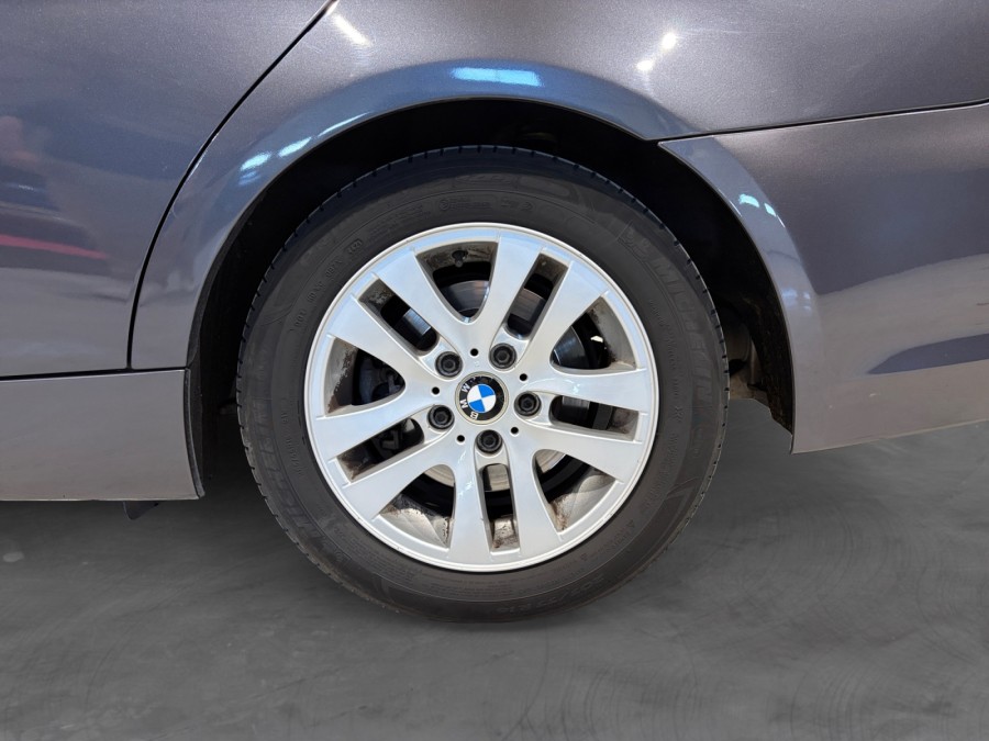 BMW d'occasion SERIE 3 325I CONFORT de 2006 Fontainebleau (77)﻿