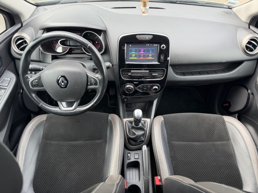 RENAULT d'occasion CLIO TCE 90 TREND de 2018 Nord Isère (38)﻿