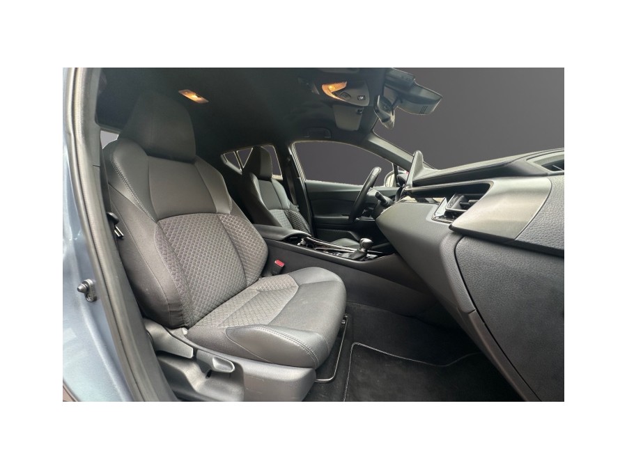 TOYOTA d'occasion C-HR 1.8 122H COLLECTION de 2023 Le Raincy (93)﻿