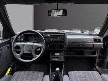 Volkswagen golf 1.8i-16v gti - 16s 2 eme main occasion paris 17ème (75)(porte maillot) simplicicar simplicibike france