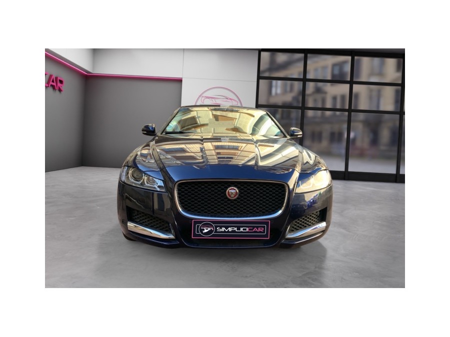JAGUAR d'occasion XF II 2.0D 180 BUSINESS SPORT de 2018 Le Raincy