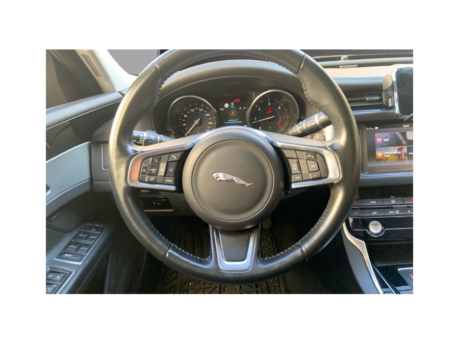 JAGUAR d'occasion XF II 2.0D 180 BUSINESS SPORT de 2018 Le Raincy