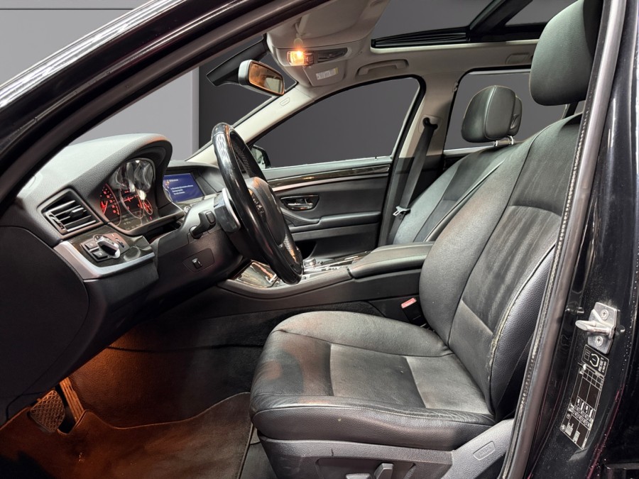 BMW d'occasion SERIE 5 TOURING 525D LUXE A de 2011 Pau (64)﻿