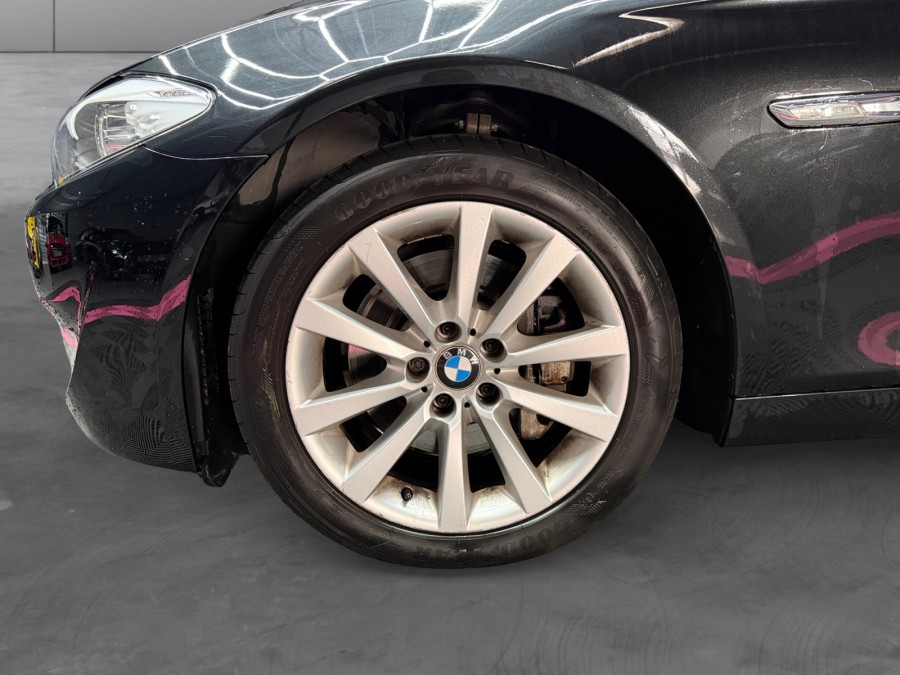 BMW d'occasion SERIE 5 TOURING 525D LUXE A de 2011 Pau (64)﻿