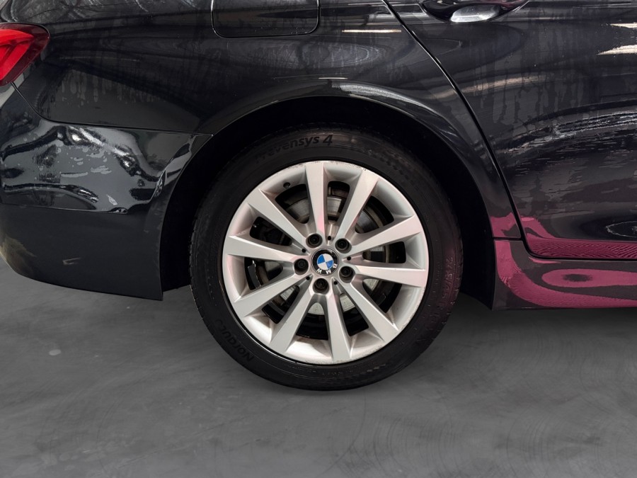 BMW d'occasion SERIE 5 TOURING 525D LUXE A de 2011 Pau (64)﻿