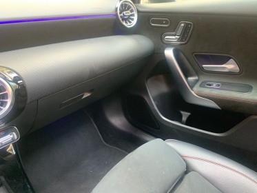 Mercedes classe a 180 d 8g-dct amg line/garantie 12 mois occasion montreuil (porte de vincennes)(75) simplicicar simplicibike...