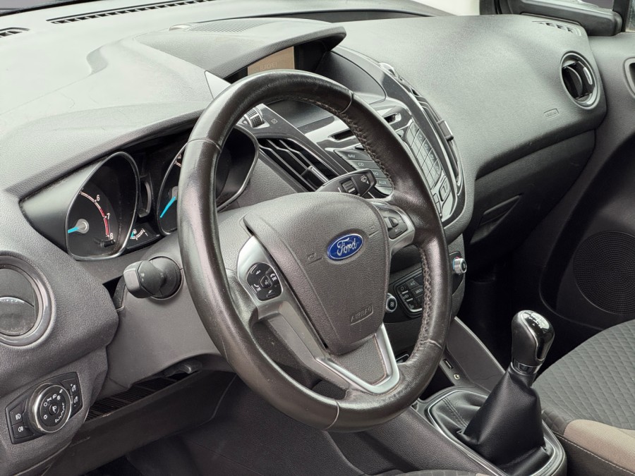 FORD d'occasion TOURNEO 1.0E 100 SPORT de 2016 Orleans (45)﻿