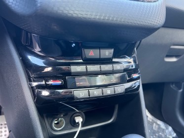 Peugeot 208 1.2 puretech 110ch ss eat6 féline garantie 12 mois occasion paris 17ème (75)(porte maillot) simplicicar...
