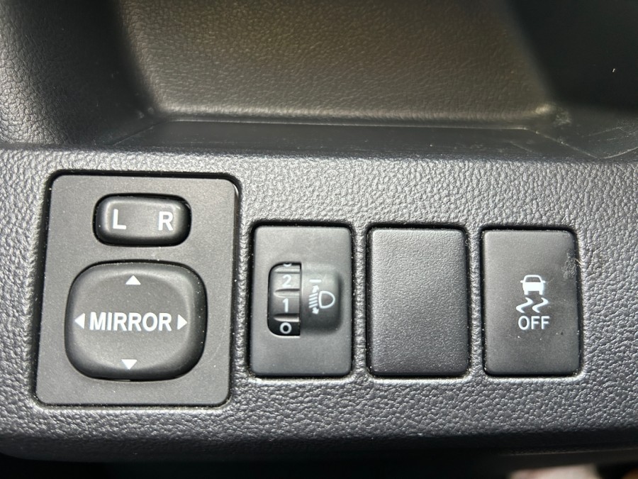 TOYOTA d'occasion VERSO-S 100 VVT-I STYLE MULTIDRIVE de 2012 Caen