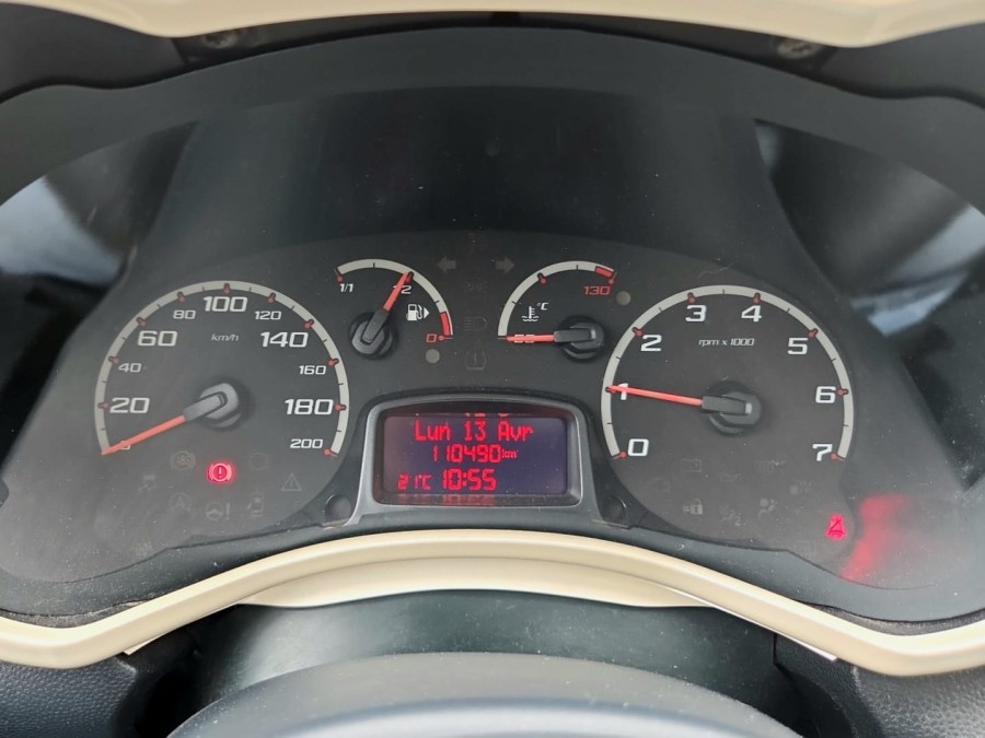 FORD d'occasion KA 1.2 69 TITANIUM de 2015 Nice (06)﻿