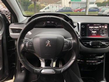 Peugeot 208 1.2 puretech 110ch ss bvm5 gt line occasion simplicicar livry gargan simplicicar simplicibike france