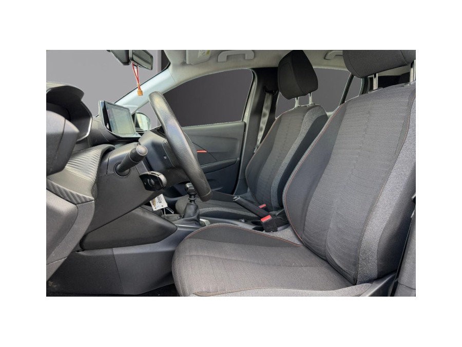 PEUGEOT d'occasion 208 1.2 ESSENCE 100CV de 2022 Guadeloupe (97)﻿