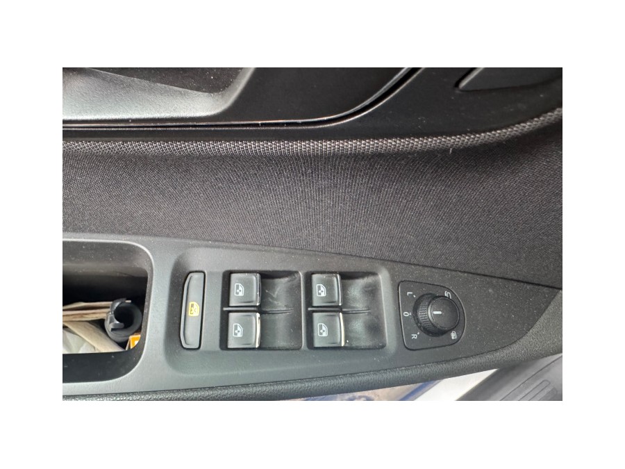 SEAT d'occasion LEON 2.0 TSI de 2019 Paris 15 (75)﻿