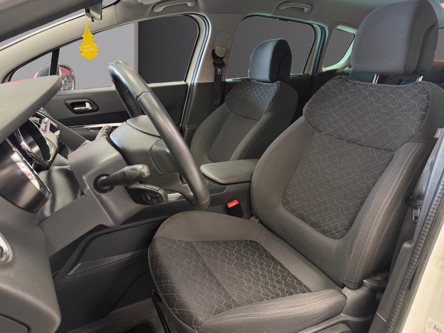 PEUGEOT d'occasion 3008 1.6 HDI 115 ACTIVE de 2014 Amiens (80)﻿