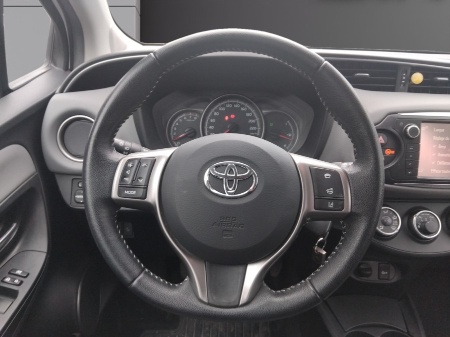 TOYOTA d'occasion YARIS 1.0 VVTI 70 de 2015 Beauvais (60)﻿