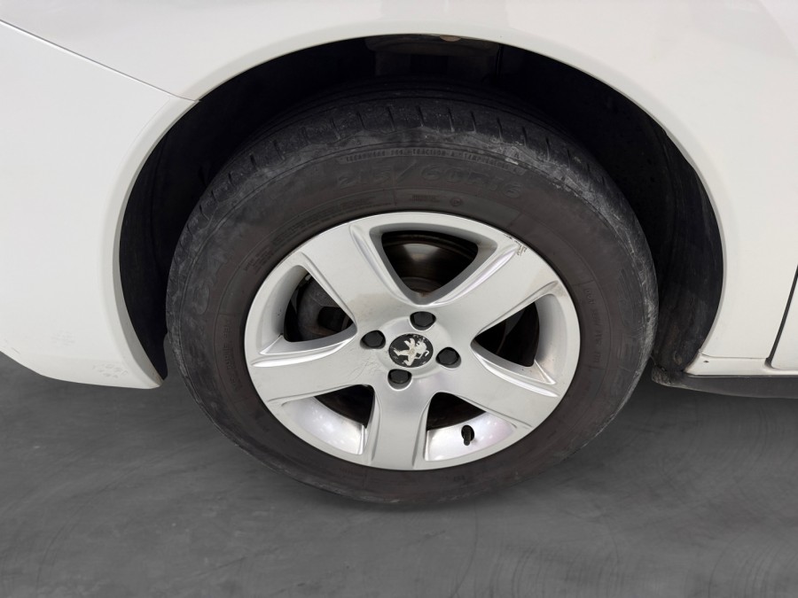 PEUGEOT d'occasion 3008 1.6 HDI 115 ACTIVE de 2014 Amiens (80)﻿