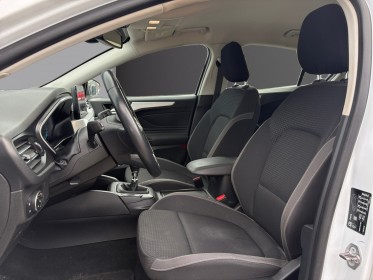Ford focus 1.5 ecoblue 95 ss trend business occasion simplicicar lyon nord  simplicicar simplicibike france