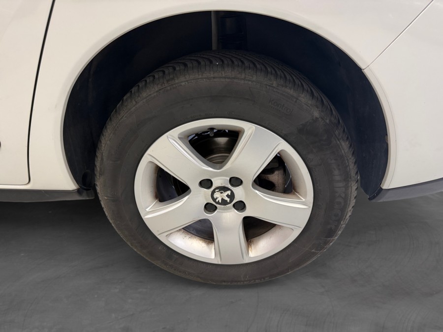 PEUGEOT d'occasion 3008 1.6 HDI 115 ACTIVE de 2014 Amiens (80)﻿