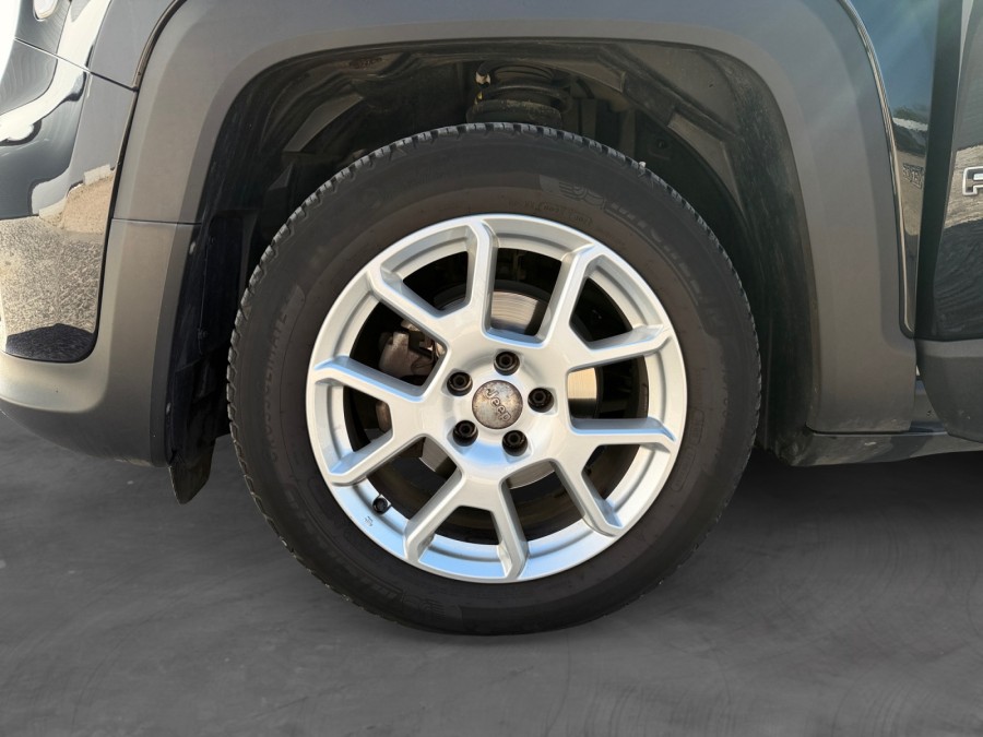 JEEP d'occasion RENEGADE 1.0 GSE 120 LIMITED de 2021 Orleans (45)﻿