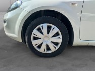 FIAT d'occasion PUNTO 1.2 8V 69 YOUNG de 2012 Vienne (38)﻿