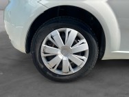 FIAT d'occasion PUNTO 1.2 8V 69 YOUNG de 2012 Vienne (38)﻿