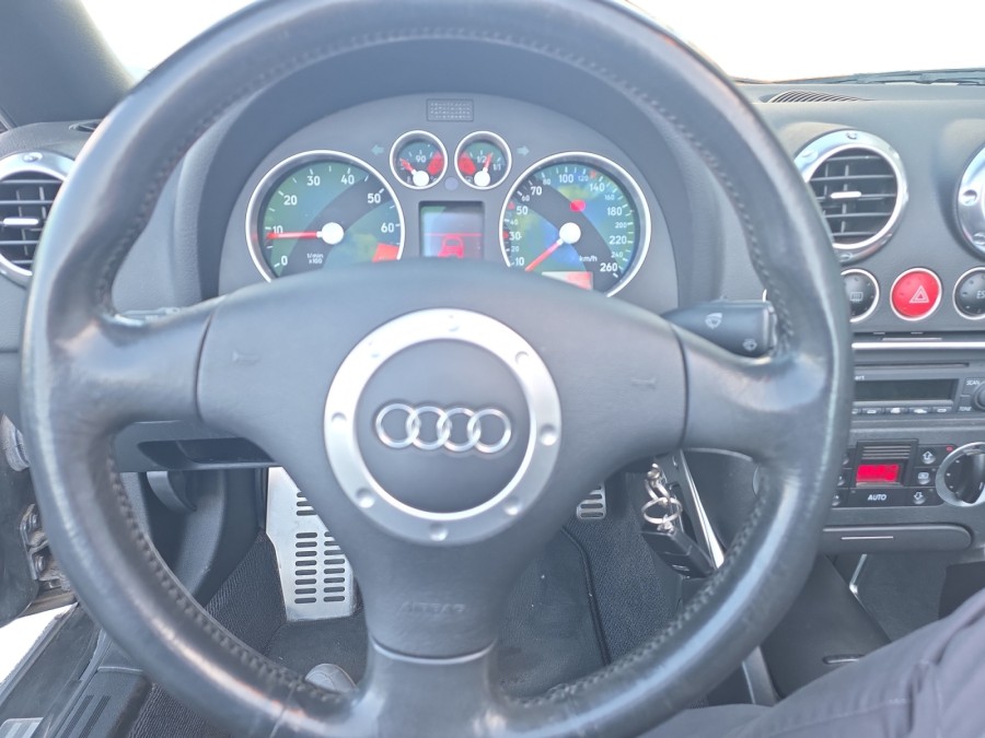 AUDI d'occasion TT 1.8i 150ch de 2002 Le Puy en Velay (43)﻿
