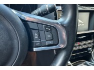 JAGUAR d'occasion XE 2.0L D 180 PURE BA de 2015 Paris 15 (75)﻿