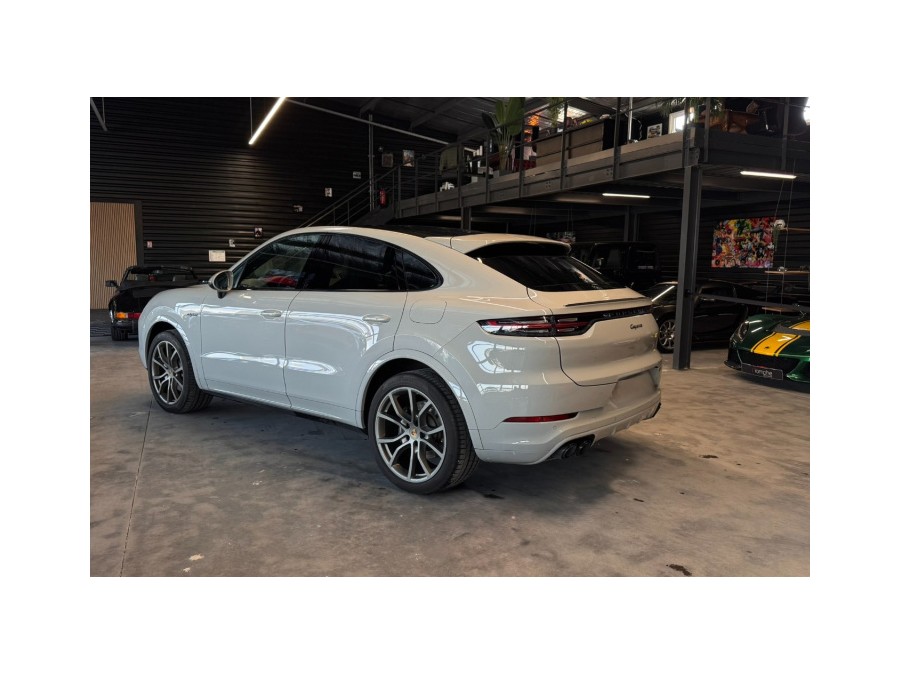 PORSCHE d'occasion CAYENNE 3.0 V6 E-HYBRID COUPE PLATINIUM EDITION de