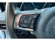 JAGUAR d'occasion XE 2.0L D 180 PURE BA de 2015 Paris 15 (75)﻿