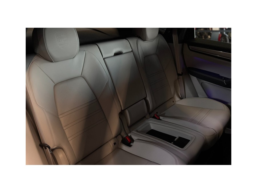 PORSCHE d'occasion CAYENNE 3.0 V6 E-HYBRID COUPE PLATINIUM EDITION de